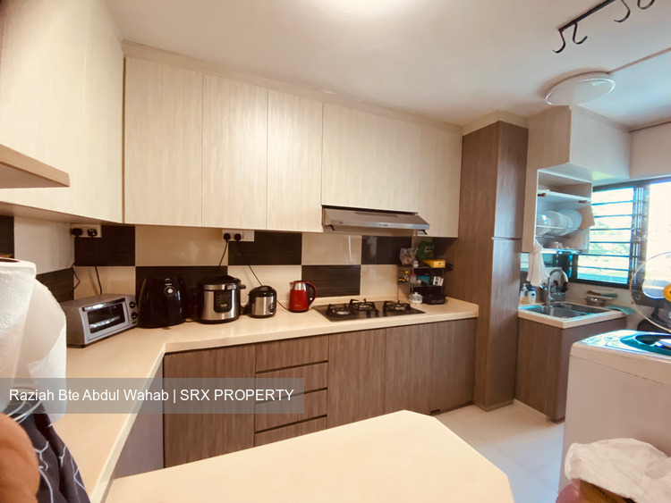 Blk 156 Tampines Street 12 (Tampines), HDB Executive #301188031